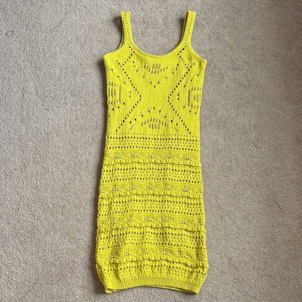 House of Harlow Yellow crochet knit dress - Picture 2 of 6